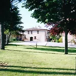 Il Borghetto ファームステイ モンテファルコ